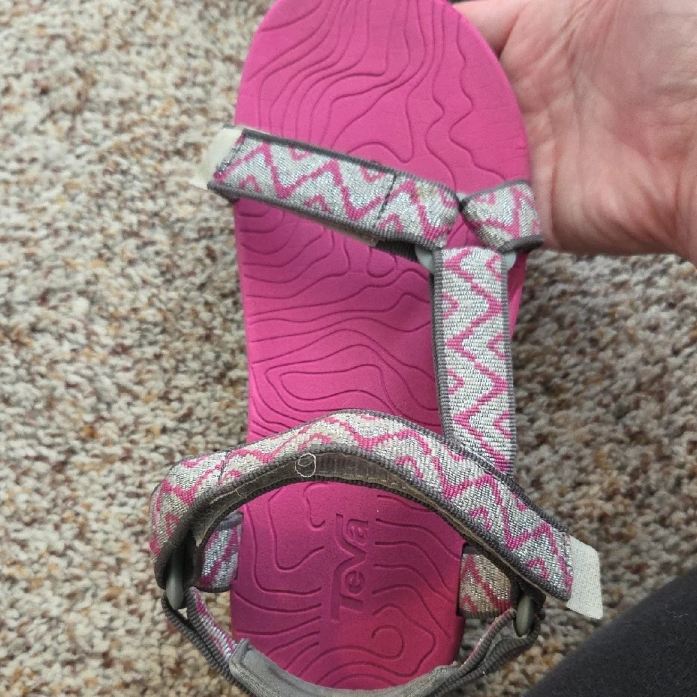 Teva Girl's Hiking Sandals with Pink Soles and Gray Straps - Picture 4 of 9